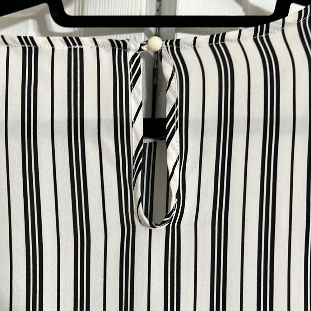 Pleione Black and White stripe blouse - Picture 5 of 6